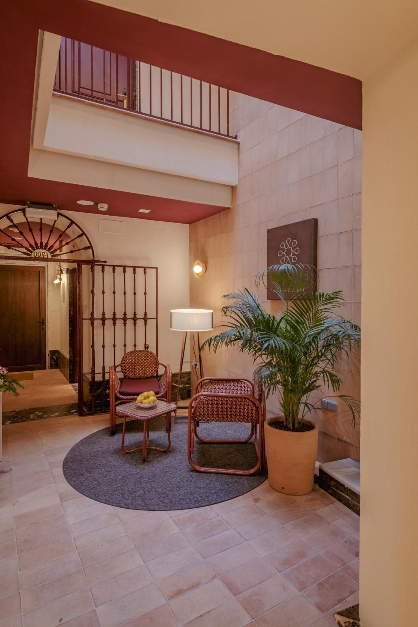 Lirium Casa Patio Hotel Sevilha Exterior foto